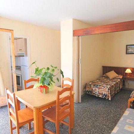 Aries Basic Apartment Salou Exterior foto