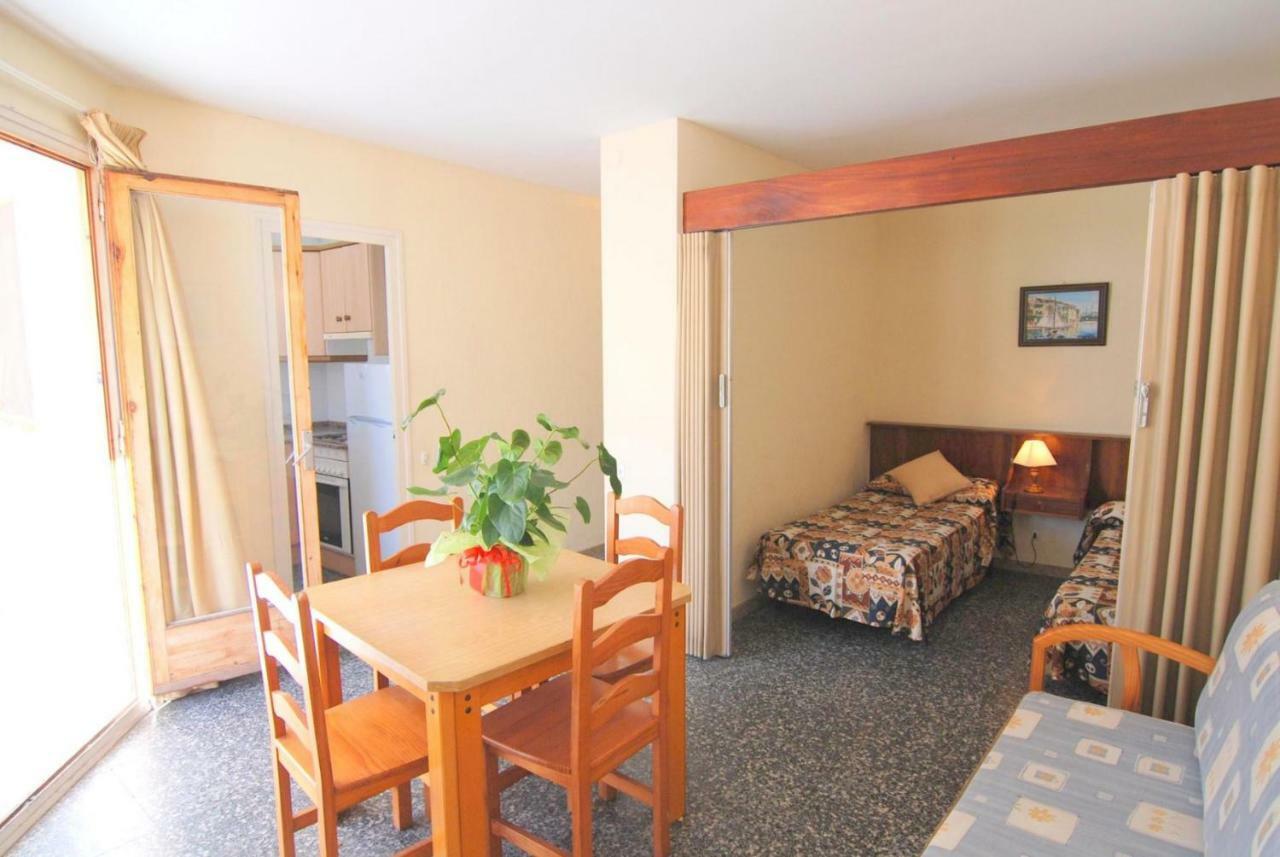 Aries Basic Apartment Salou Exterior foto