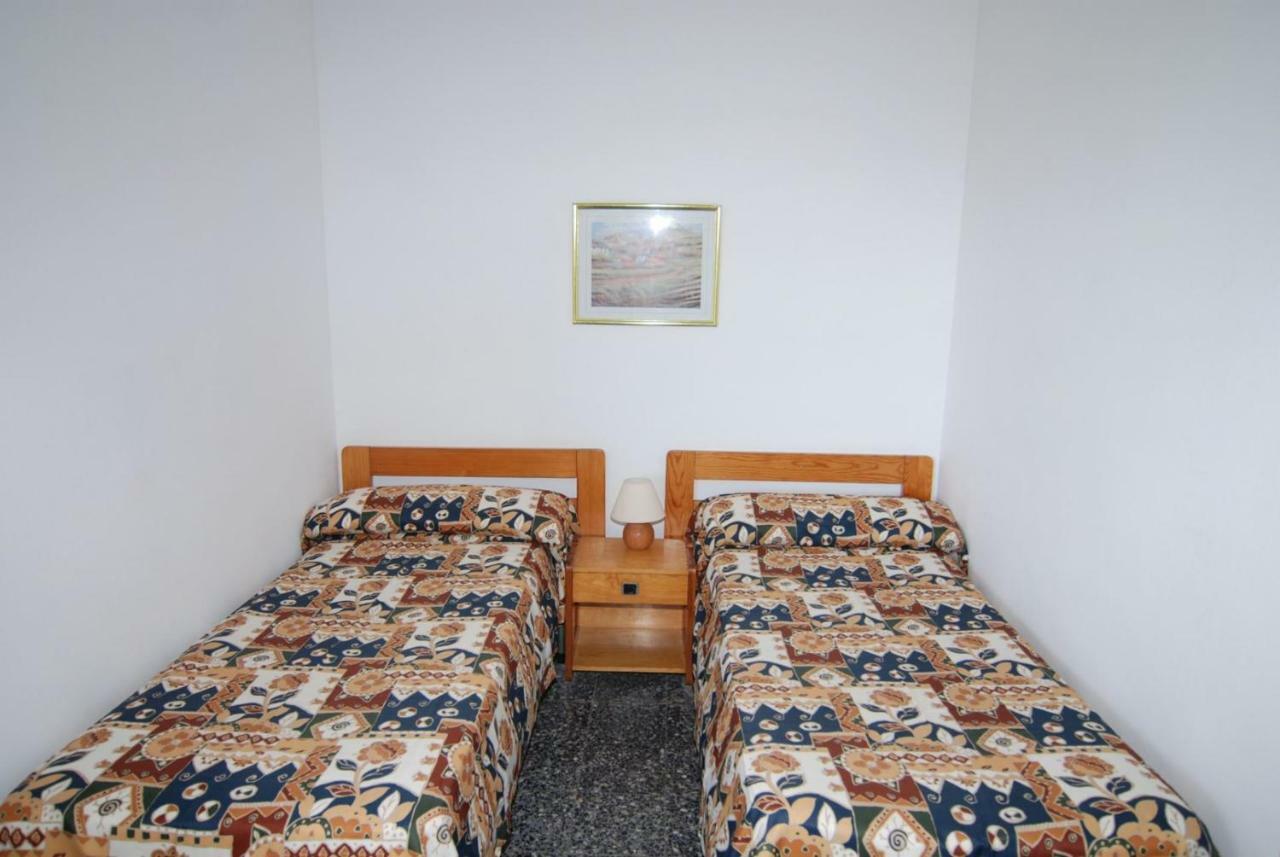 Aries Basic Apartment Salou Exterior foto