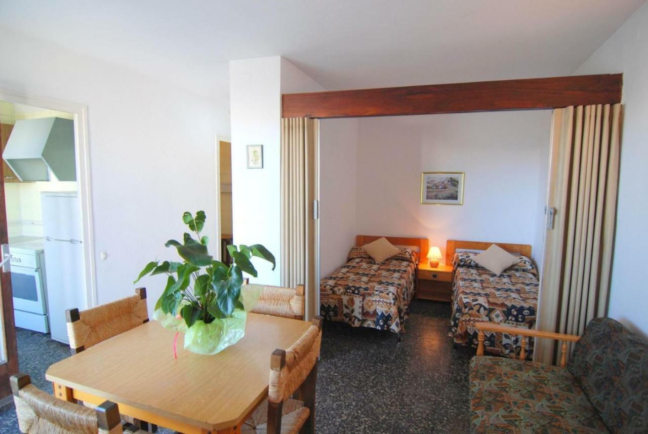 Aries Basic Apartment Salou Exterior foto